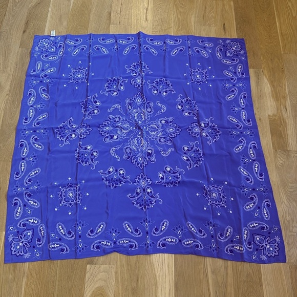 Diane Von Furstenberg Purple and White Paisley Wrap - Picture 7 of 7